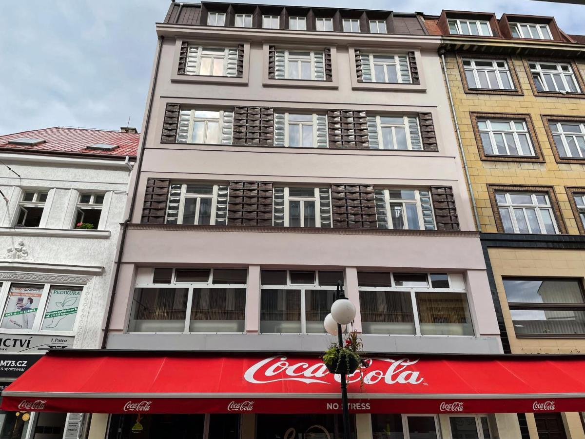 Grand Apartments In The Centre Of Teplice Bagian luar foto